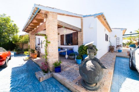 Villa for sale Benissa, Alicante, Spain 3 bedrooms, 231 sq.m. No. 41936 - photo 4