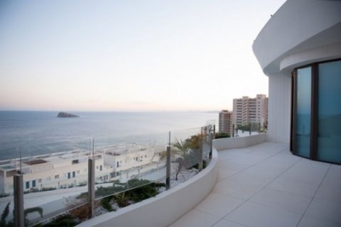 Villa for sale in Benidorm, Alicante, Spain 5 bedrooms, 1.4 sq.m. No. 45618 - photo 5