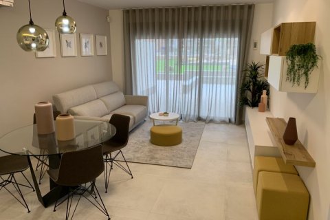 Penthouse for sale Guardamar del Segura, Alicante, Spain 2 bedrooms, 152 sq.m. No. 44483 - photo 10