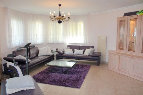 Villa for sale in La Nucia, Alicante, Spain 3 bedrooms, 247 sq.m. No. 44390 - photo 8