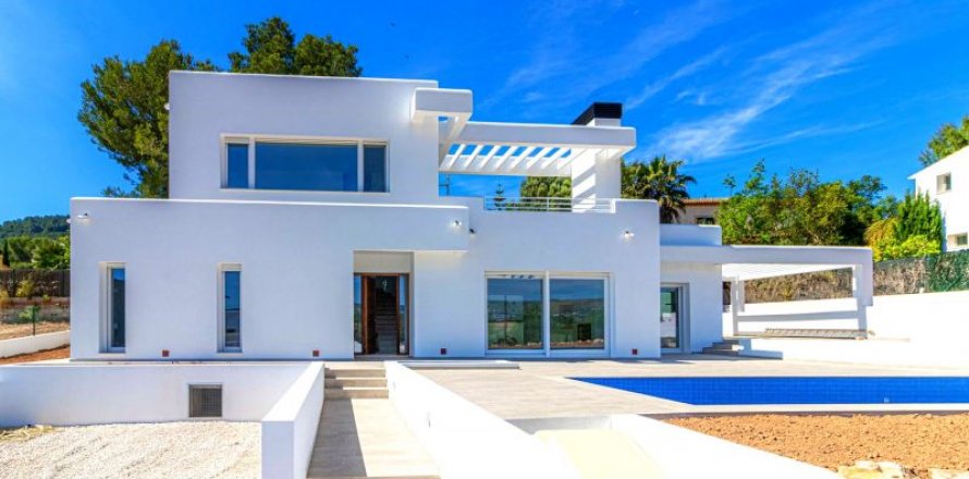 Villa in Javea, Alicante, Spain 3 bedrooms, 200 sq.m. No. 45988