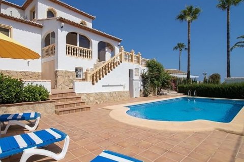 Villa for sale in Javea, Alicante, Spain 5 bedrooms, 270 sq.m. No. 45062 - photo 3