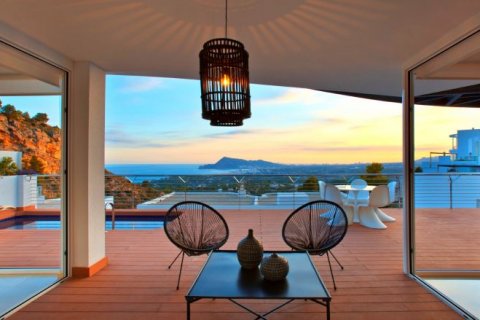 Villa for sale in Altea, Alicante, Spain 3 bedrooms, 339 sq.m. No. 42656 - photo 3