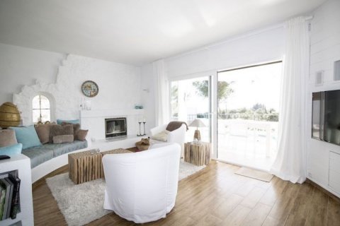 Villa for sale in Altea, Alicante, Spain 3 bedrooms, 200 sq.m. No. 44129 - photo 5