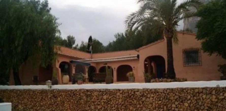 Villa in Polop, Alicante, Spain 3 bedrooms, 166 sq.m. No. 44455