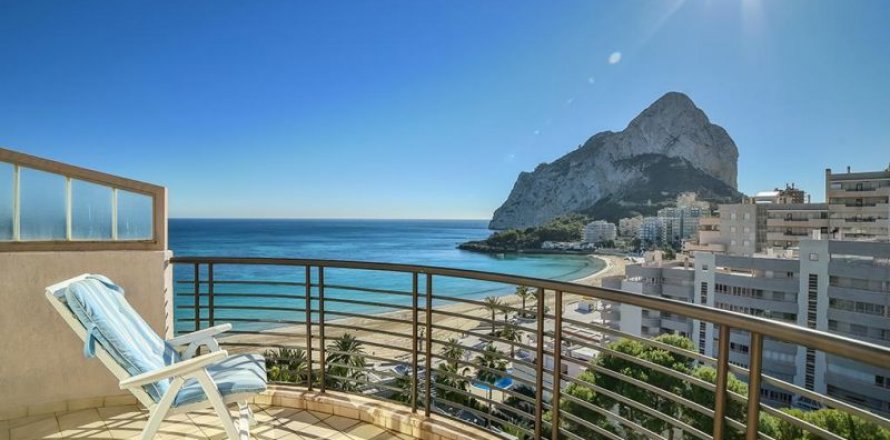 Penthouse in Calpe, Alicante, Spain 4 bedrooms, 344 sq.m. No. 45167