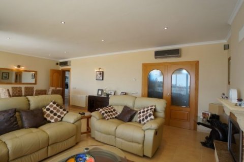 Villa for sale in Calpe, Alicante, Spain 3 bedrooms, 355 sq.m. No. 44314 - photo 6