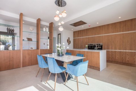 Villa for sale Benidorm, Alicante, Spain 4 bedrooms, 235 sq.m. No. 44217 - photo 9