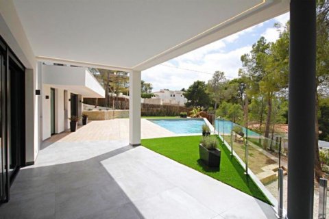 Villa for sale in Altea, Alicante, Spain 4 bedrooms, 385 sq.m. No. 41631 - photo 2