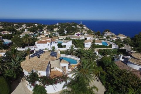 Villa for sale in Javea, Alicante, Spain 3 bedrooms, 234 sq.m. No. 45684 - photo 7