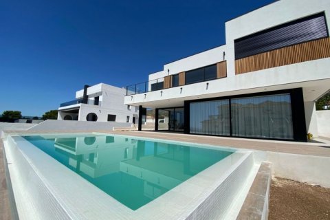 Villa for sale in Finestrat, Alicante, Spain 4 bedrooms, 224 sq.m. No. 41537 - photo 2