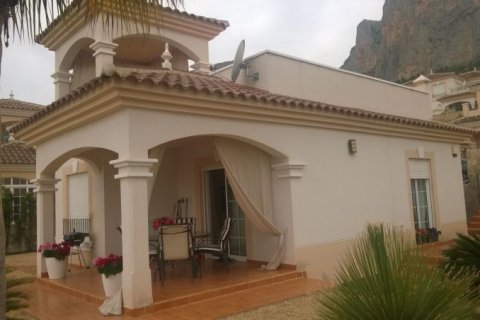 Villa for sale in Polop, Alicante, Spain 3 bedrooms, 128 sq.m. No. 44345 - photo 1