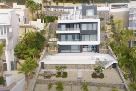 Villa for sale in Javea, Alicante, Spain 5 bedrooms, 402 sq.m. No. 45901 - photo 1
