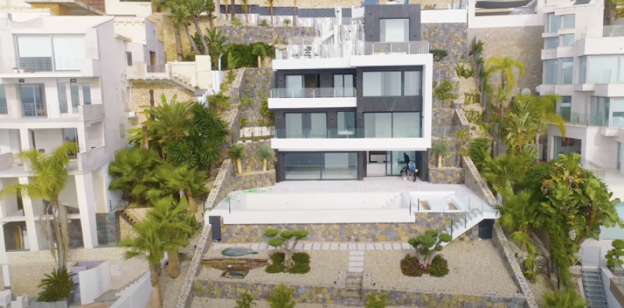 Villa Javea, Alicante, Spain 5 bedrooms, 402 sq.m. No. 45901