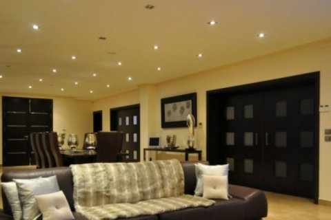 Villa for sale in Calpe, Alicante, Spain 6 bedrooms, 650 sq.m. No. 45656 - photo 6