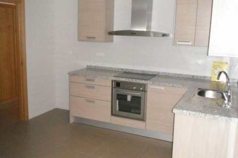 Apartment for sale in Alicante, Spain 4 bedrooms, 170 sq.m. No. 46093 - photo 3