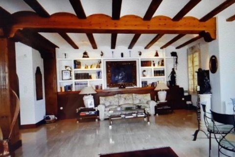 Castles for sale in Alicante, Spain 2000 sq.m. No. 45053 - photo 4