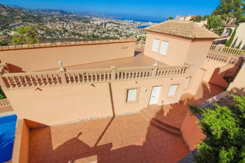 Villa for sale in Calpe, Alicante, Spain 8 bedrooms, 320 sq.m. No. 44475 - photo 6