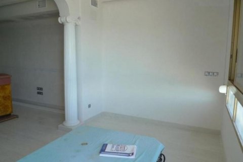 Apartment for sale in Benidorm, Alicante, Spain 1 bedroom, 60 sq.m. No. 45950 - photo 10