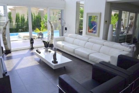 Villa for sale in Alfaz del Pi, Alicante, Spain 5 bedrooms, 600 sq.m. No. 43707 - photo 6