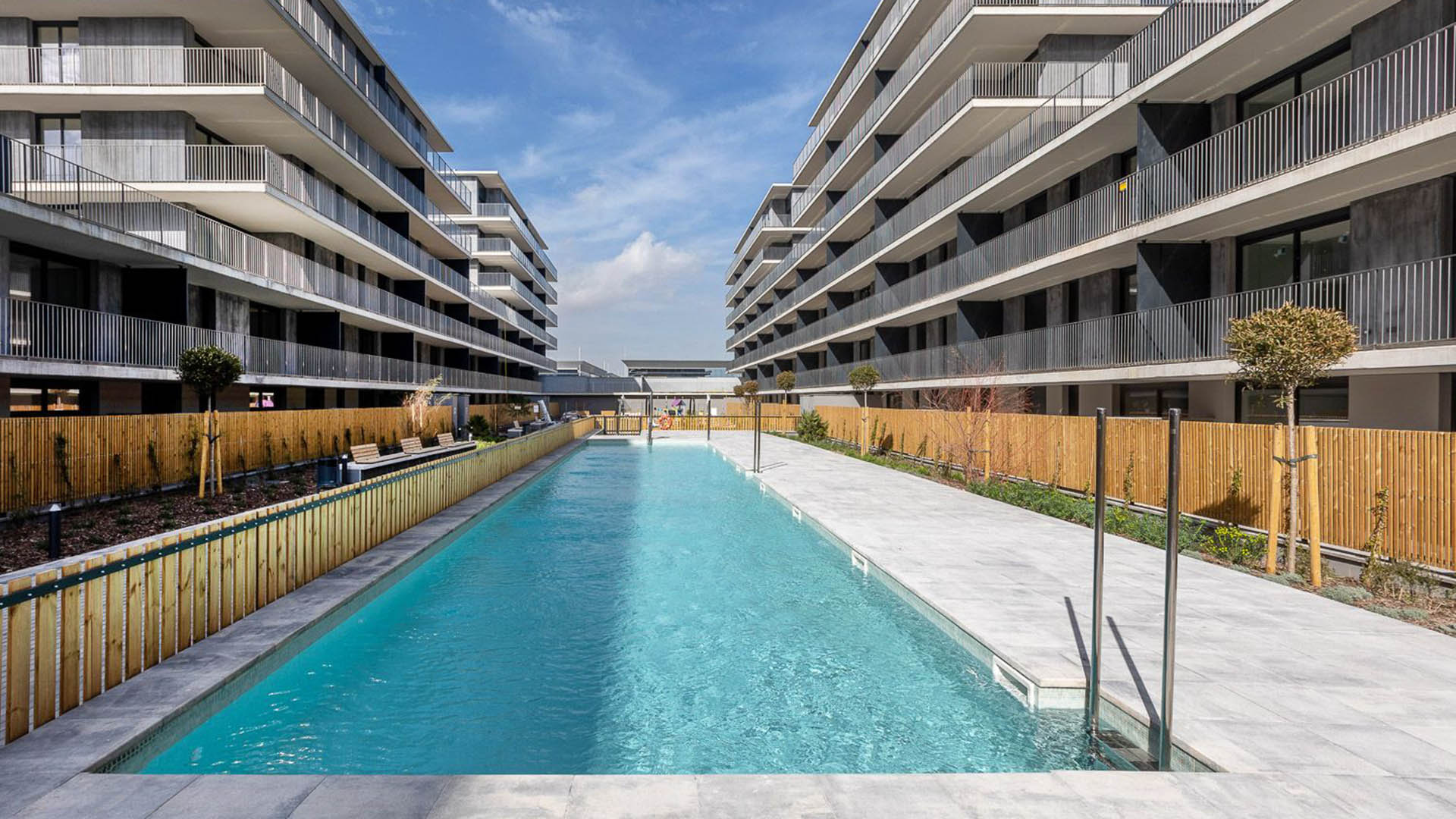 Marina Living a Barcelona, Spagna N° 40983
