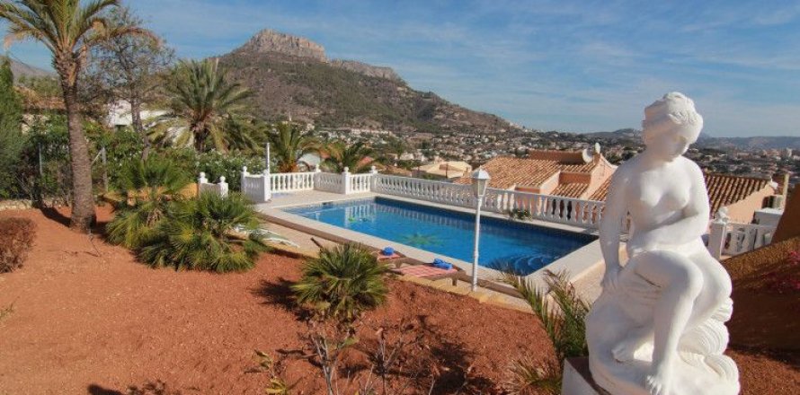 Villa in Calpe, Alicante, Spain 4 bedrooms, 394 sq.m. No. 43903