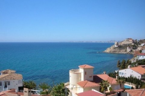 Villa for sale in El Campello, Alicante, Spain 4 bedrooms, 420 sq.m. No. 45335 - photo 5