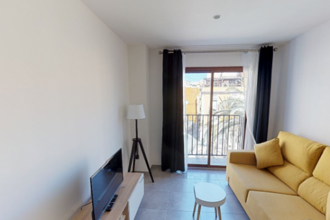 Apartment for sale in Alicante, Spain 11 bedrooms, 598 sq.m. No. 43717 - photo 9