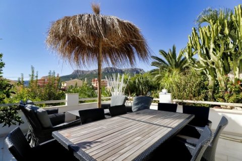 Villa for sale in Calpe, Alicante, Spain 3 bedrooms, 260 sq.m. No. 44312 - photo 5