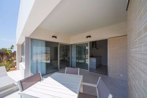 Apartment for sale in Alicante, Spain 2 bedrooms, 74 sq.m. No. 46077 - photo 1
