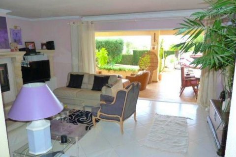 Villa for sale in Altea, Alicante, Spain 4 bedrooms, 351 sq.m. No. 43619 - photo 7