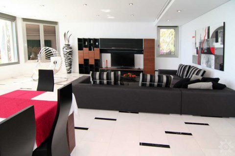 Villa for sale in Moraira, Alicante, Spain 6 bedrooms, 550 sq.m. No. 41451 - photo 9