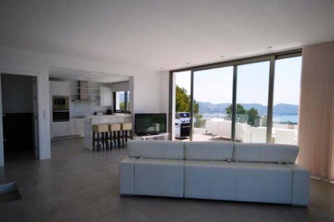 Villa for sale in Moraira, Alicante, Spain 3 bedrooms, 220 sq.m. No. 43994 - photo 10