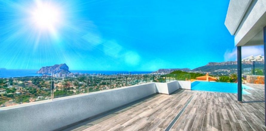 Villa in Calpe, Alicante, Spain 5 bedrooms, 440 sq.m. No. 41651