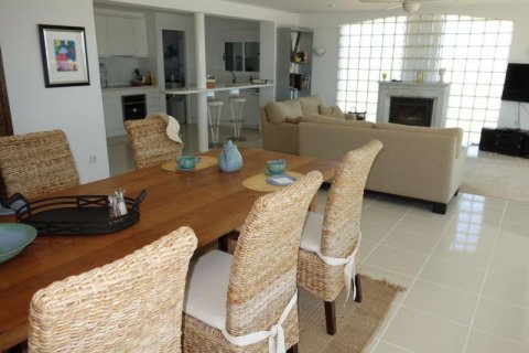 Villa for sale in Denia, Alicante, Spain 3 bedrooms, 245 sq.m. No. 43879 - photo 8