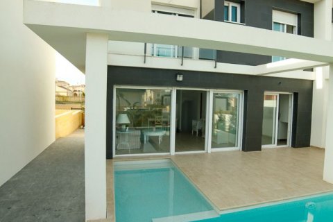 Townhouse for sale in Santa Pola, Alicante, Spain 4 bedrooms, 108 sq.m. No. 42490 - photo 4
