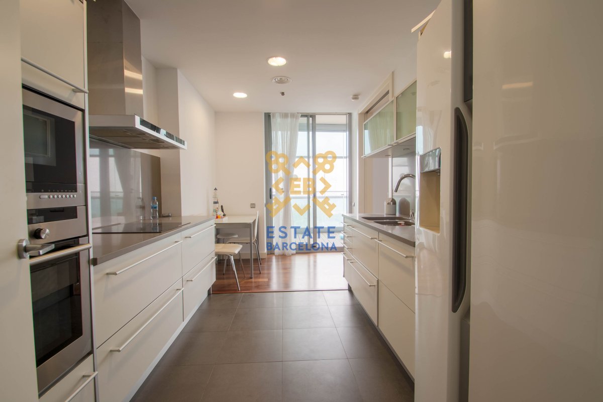 Apartment à Barcelona, Espagne 4 chambres, 170 m2 No. 27925
