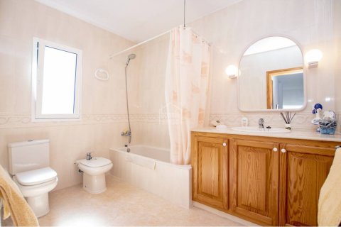 Villa for sale in Mahon, Menorca, Spain 3 bedrooms, 240 sq.m. No. 47412 - photo 7