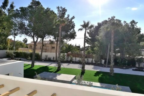 Villa for sale in Altea, Alicante, Spain 4 bedrooms, 621 sq.m. No. 45632 - photo 4