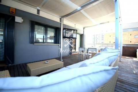 Apartment for sale in Badalona, Barcelona, Spain 3 bedrooms, 119 sq.m. No. 41012 - photo 12