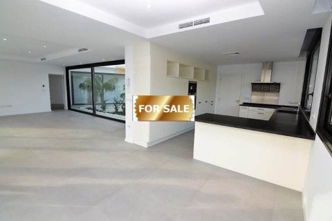 Villa for sale in Altea, Alicante, Spain 3 bedrooms, 230 sq.m. No. 45887 - photo 8