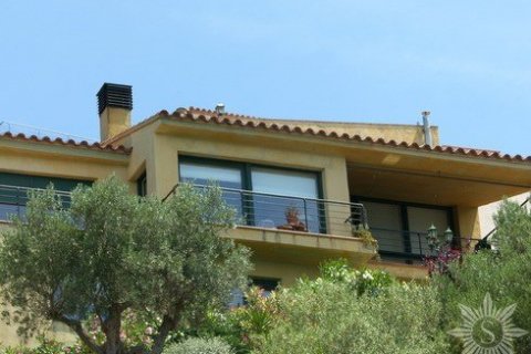 Villa for sale in Roses, Girona, Spain 5 bedrooms, 413 sq.m. No. 41433 - photo 4