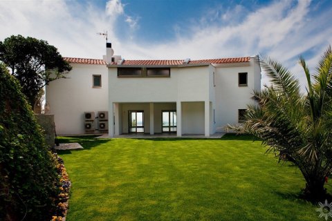 Villa for sale in Platja D'aro, Girona, Spain 5 bedrooms, 610 sq.m. No. 41401 - photo 3