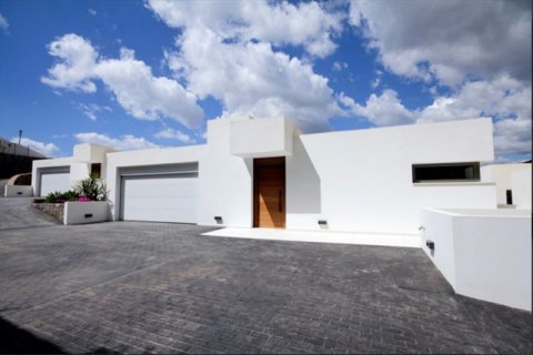 Villa for sale in Altea, Alicante, Spain 4 bedrooms, 486 sq.m. No. 44153 - photo 7