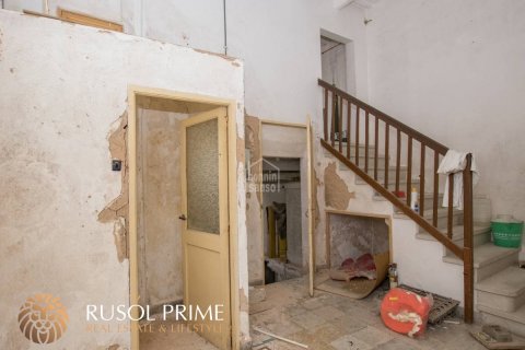 Commercial property for sale in Ciutadella De Menorca, Menorca, Spain 210 sq.m. No. 47045 - photo 12