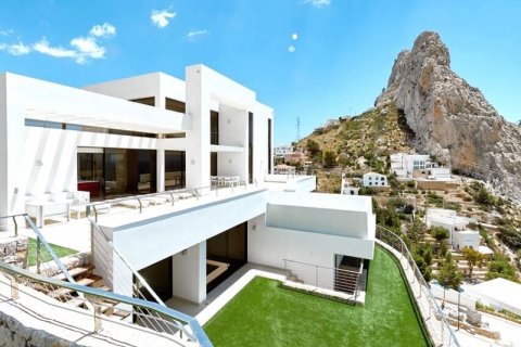 Villa for sale in Altea, Alicante, Spain 4 bedrooms, 420 sq.m. No. 45244 - photo 7