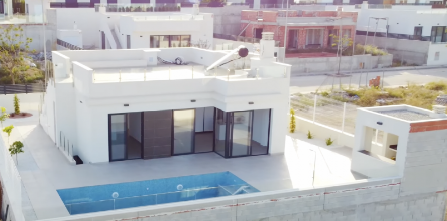 Villa in Polop, Alicante, Spain 3 bedrooms, 100 sq.m. No. 41528