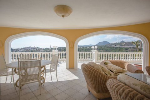 Villa for sale in La Nucia, Alicante, Spain 8 bedrooms, 2 sq.m. No. 43913 - photo 5