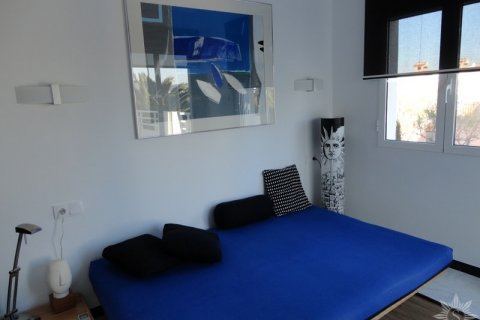Villa for sale in Denia, Alicante, Spain 3 bedrooms, 200 sq.m. No. 41450 - photo 5