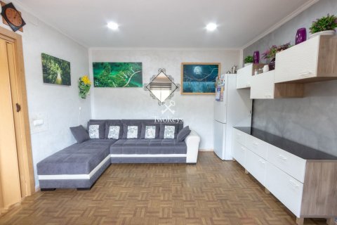 Apartment for sale in Barcelona, Spain 5 bedrooms, 120 sq.m. No. 40997 - photo 11